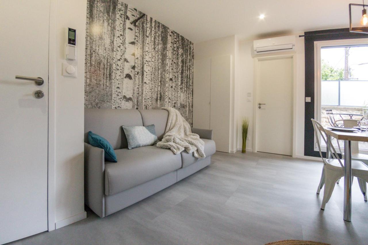 Appart-Hotel N 4 Calme Avec Terrasse, Wi-Fi Haut Debit, Petit-Dejeuner, Room-Service Et Parking Prive Chouzelot Zewnętrze zdjęcie