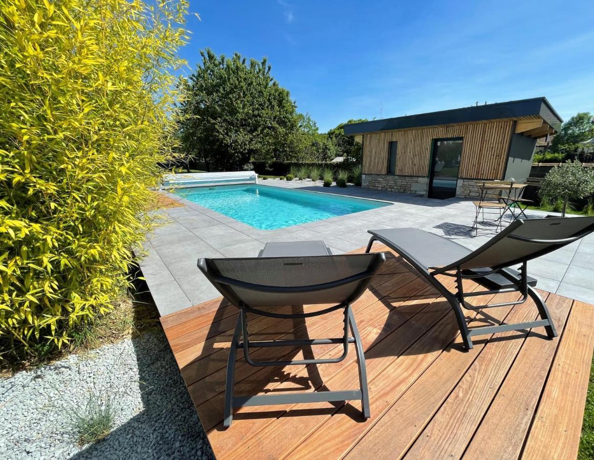 Appart-Hotel N 4 Calme Avec Terrasse, Wi-Fi Haut Debit, Petit-Dejeuner, Room-Service Et Parking Prive Chouzelot Zewnętrze zdjęcie
